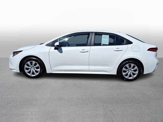Used 2025 Toyota Corolla LE FWD image 7