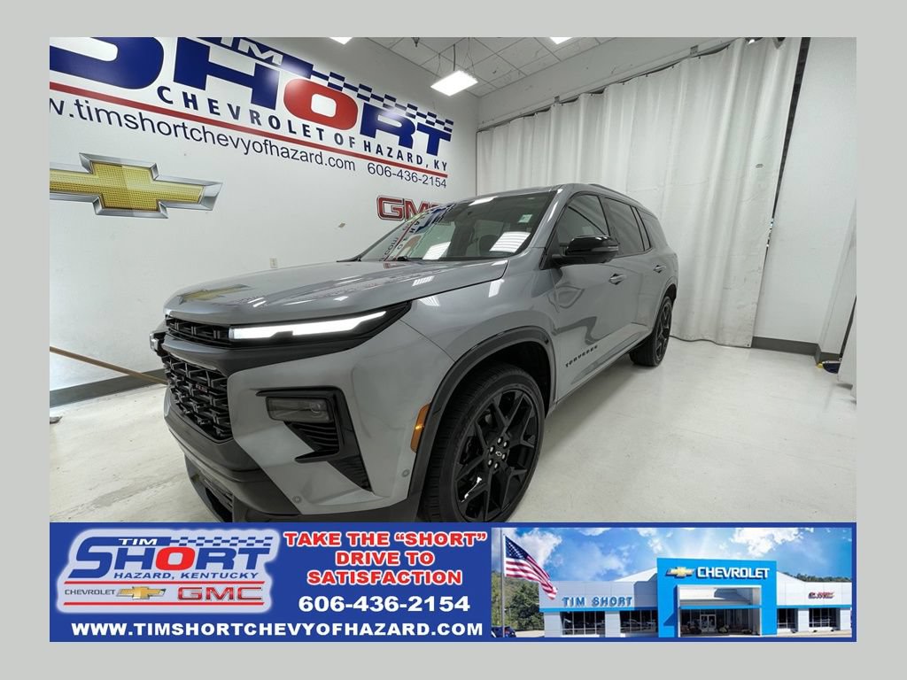 Used 2025 Chevrolet Traverse RS w/ LPO, Floor Liner Package