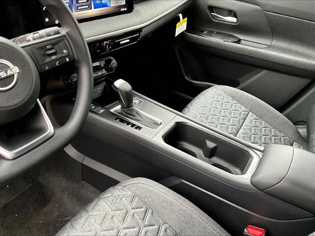 New 2026 Nissan Kicks SV w/ SV Premium Package AWD/4WD image 25