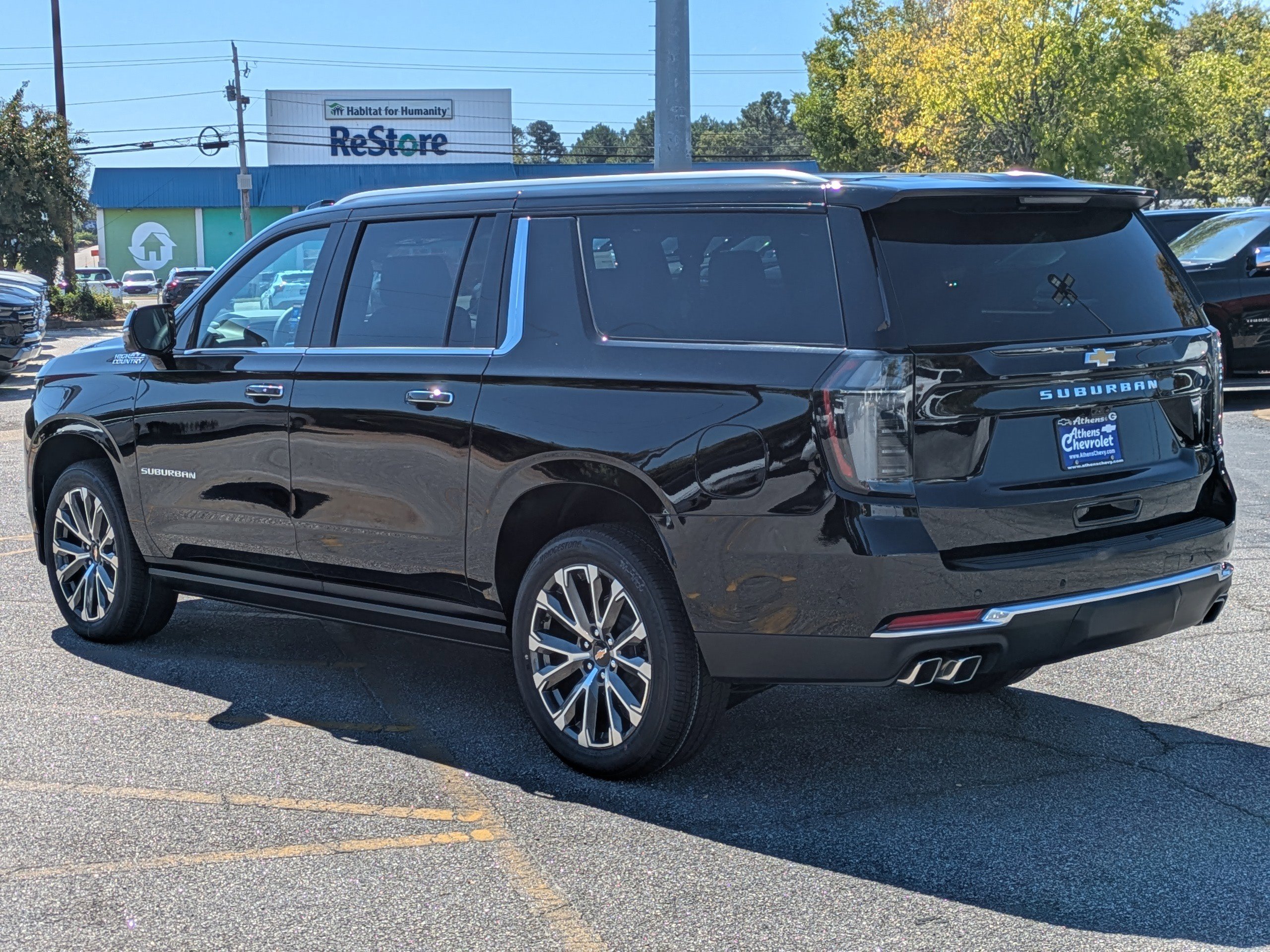 New 2026 Chevrolet Suburban High Country image 6