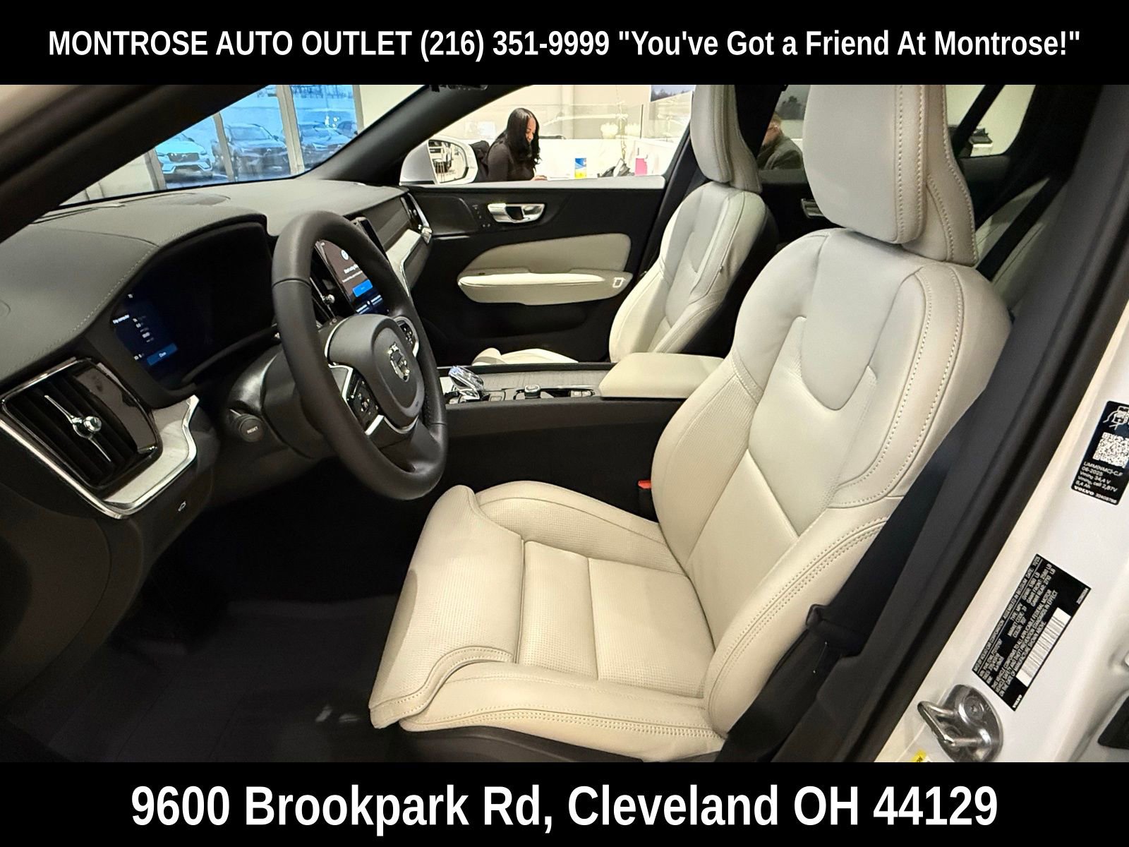 New 2026 Volvo V60 B5 Cross Country Ultra w/ Protection Package Premier image 12