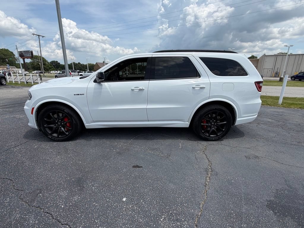 Used 2023 Dodge Durango R/T w/ Tow 'N Go Package AWD/4WD image 6