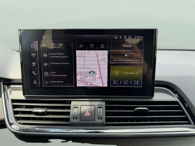 Certified 2025 Audi Q5 e Premium Plus w/ Premium Plus Package AWD/4WD image 14