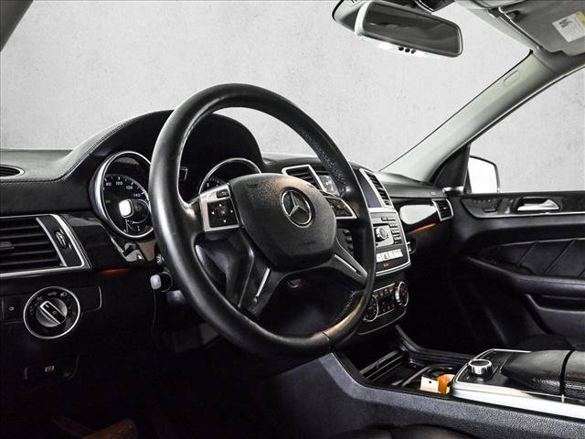 Used 2015 Mercedes-Benz GL 450 4MATIC image 10