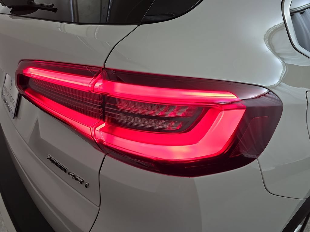 Used 2019 BMW X5 xDrive40i w/ Premium Package AWD/4WD image 34
