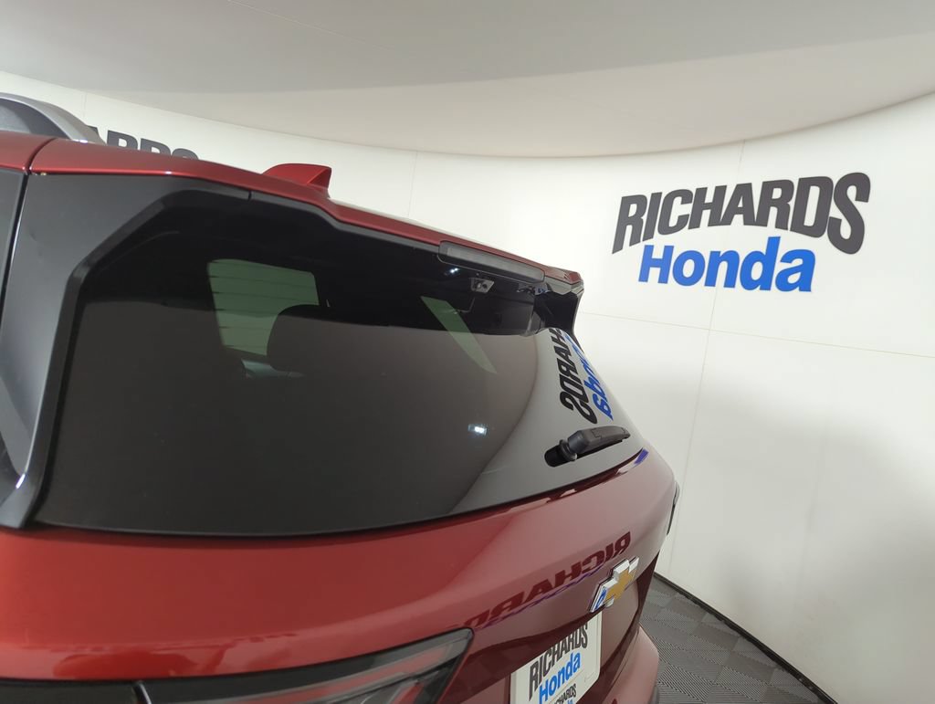 Used 2025 Chevrolet Equinox LT w/ Convenience Package II FWD image 31