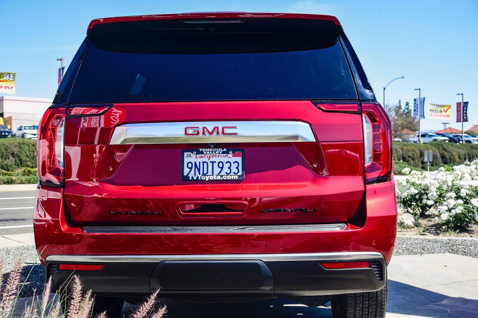 Used 2024 GMC Yukon Denali image 6