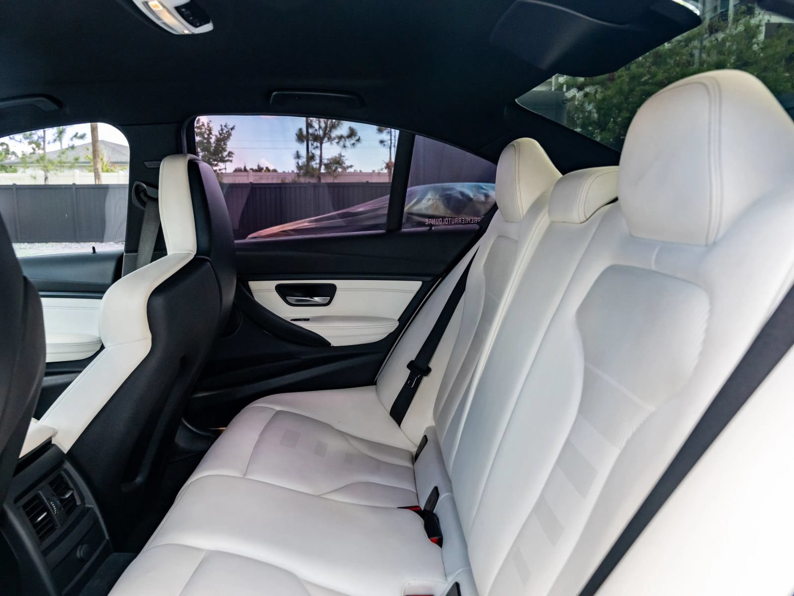 Used 2015 BMW M3 RWD image 45