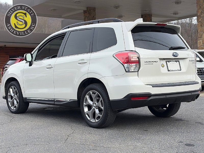 Used 2017 Subaru Forester 2.5i Touring image 4