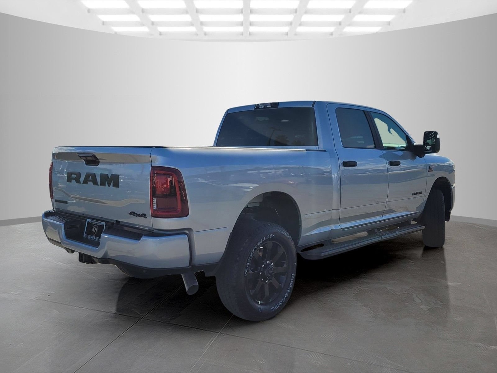 New 2026 RAM 2500 Big Horn AWD/4WD image 5