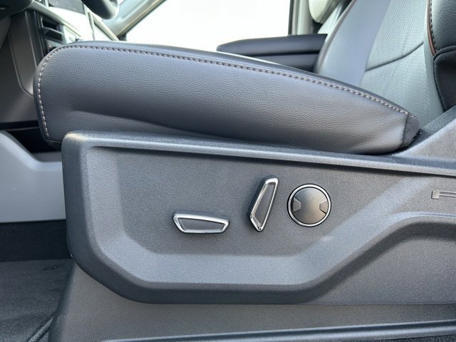 New 2025 Ford F150 Lariat w/ Equipment Group 502A High image 11