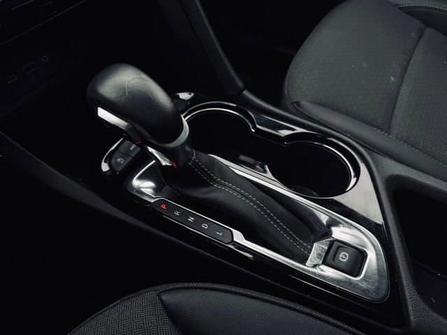 Used 2023 Buick Encore GX Preferred w/ Cold Weather Comfort Package image 27