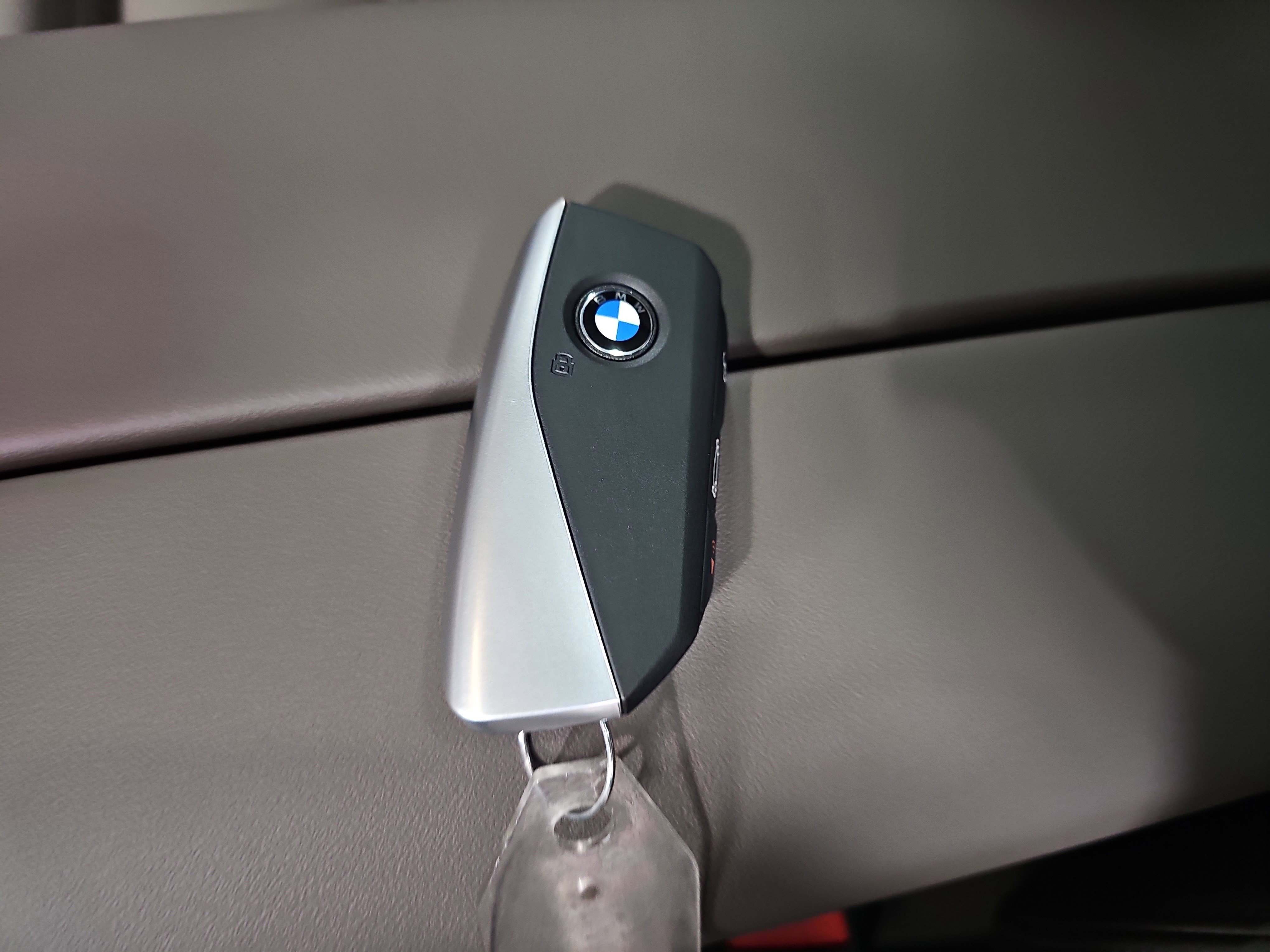 New 2026 BMW i5 eDrive40 w/ Premium Package AWD/4WD image 36