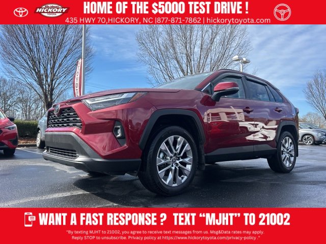 Used 2023 Toyota RAV4 XLE Premium image 1