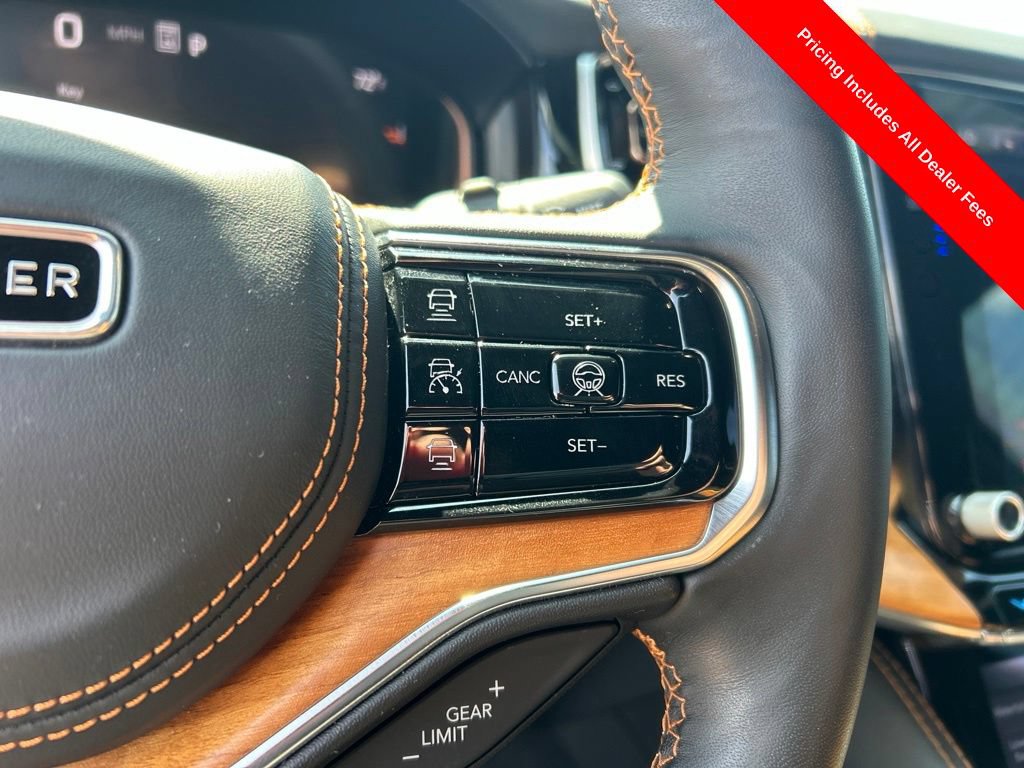 Used 2024 Jeep Grand Wagoneer Series III AWD/4WD image 9