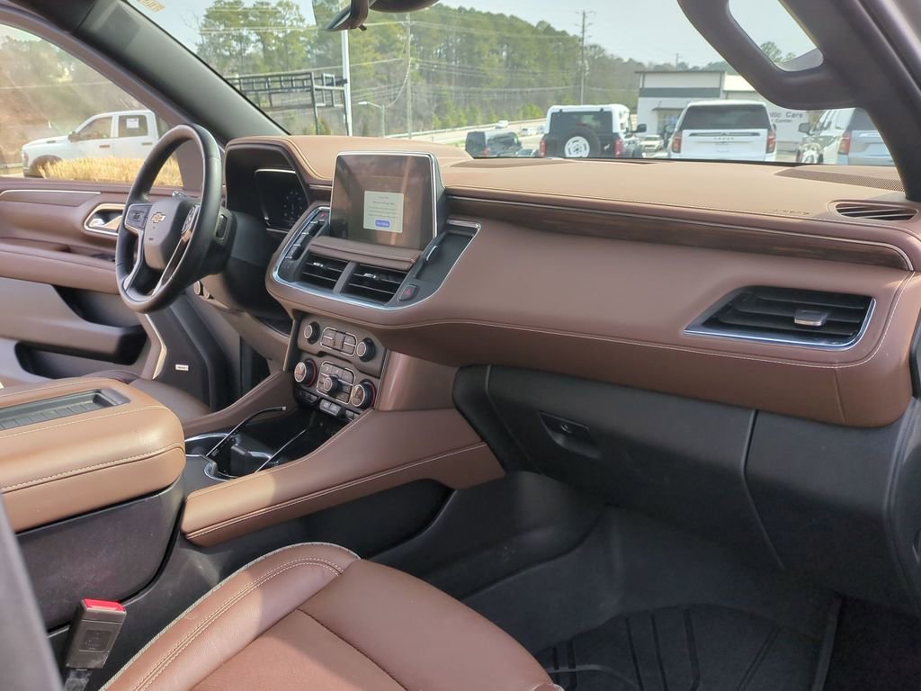 Used 2024 Chevrolet Tahoe High Country w/ Premium Package image 31