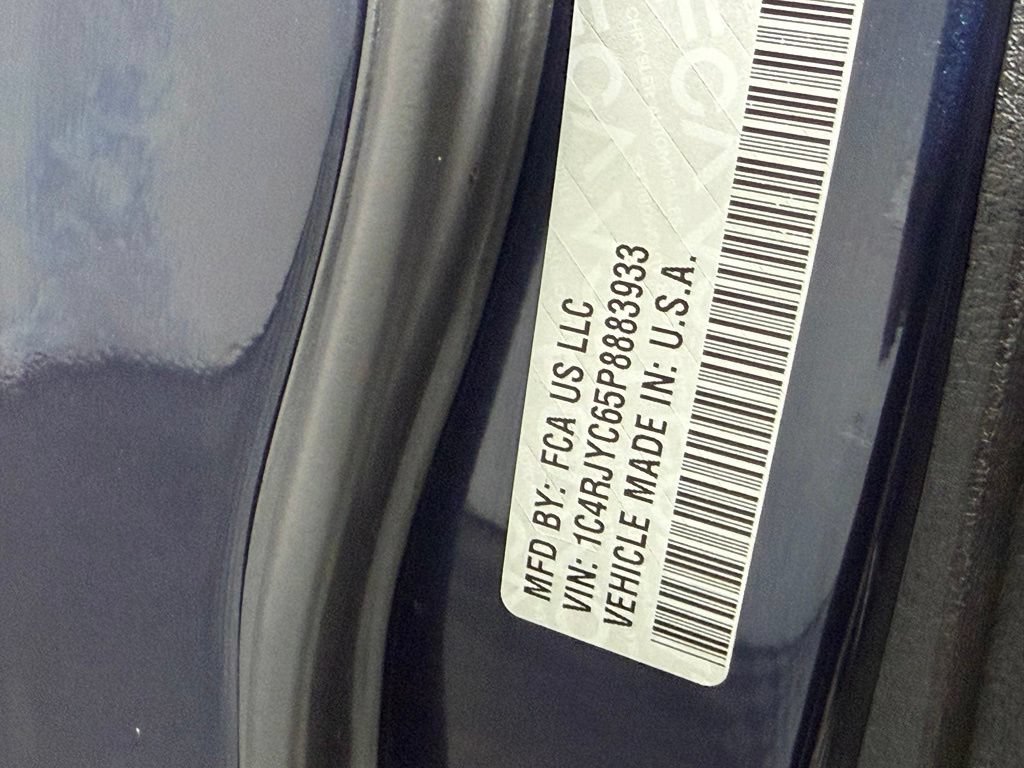 Used 2023 Jeep Grand Cherokee Trailhawk AWD/4WD image 35