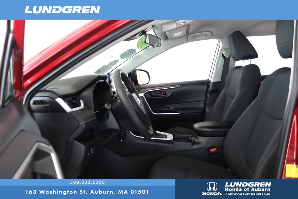 Used 2019 Toyota RAV4 LE w/ All Weather Liner Package AWD/4WD image 10