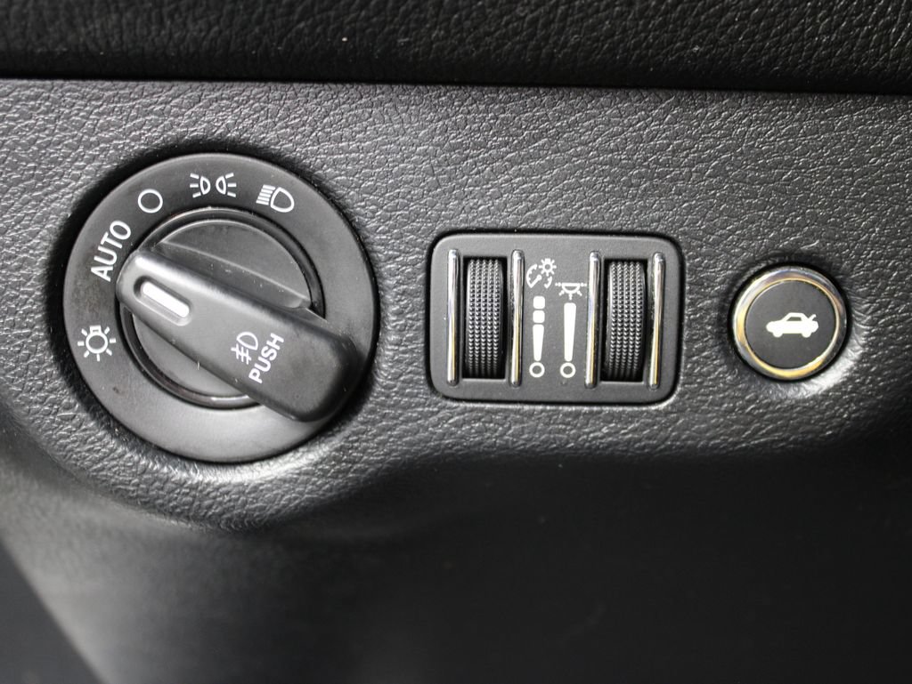 Used 2018 Dodge Challenger GT w/ GT Interior Package AWD/4WD image 44