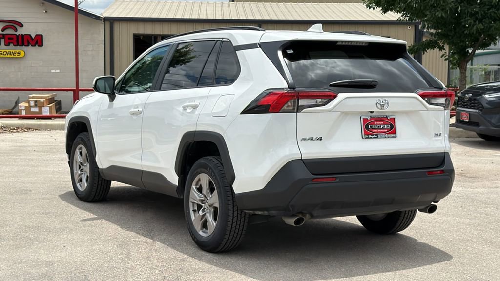 Certified 2025 Toyota RAV4 XLE FWD image 9