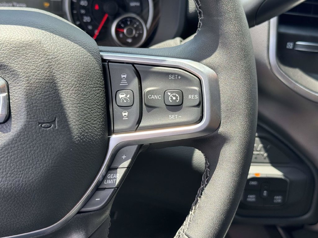 New 2026 RAM 2500 Big Horn AWD/4WD image 22