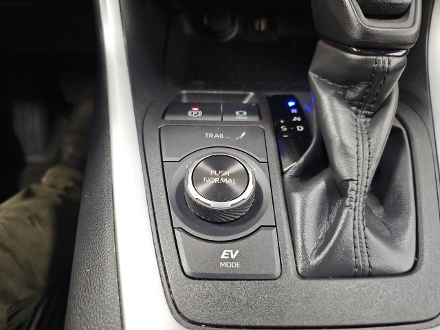 Certified 2024 Toyota RAV4 XLE w/ Convenience Package AWD/4WD image 24