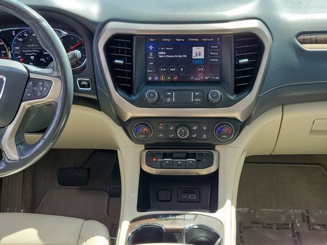 Used 2021 GMC Acadia Denali w/ Denali Technology Package image 22