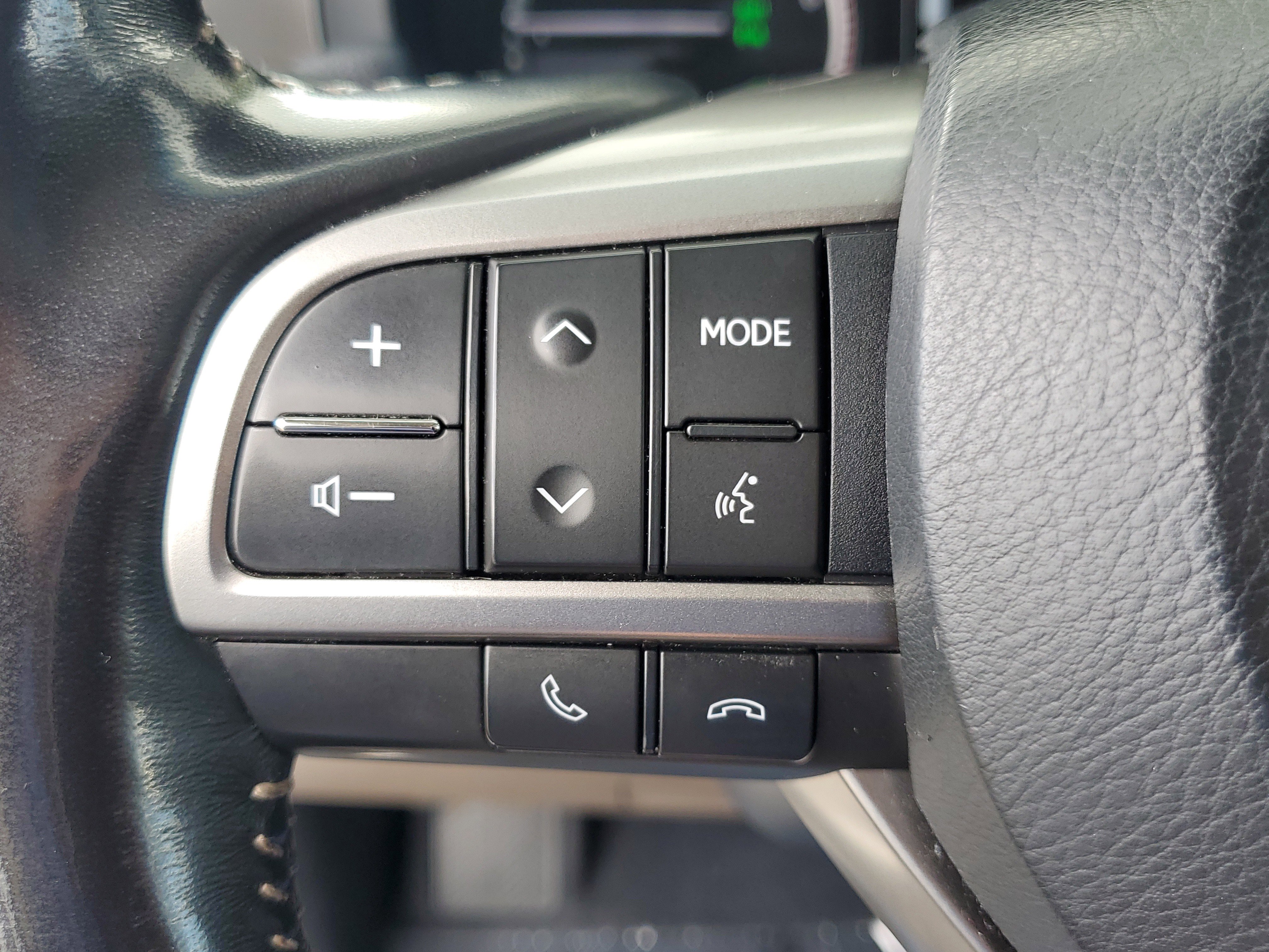 Used 2022 Lexus GX 460 Premium w/ Accessory Package image 22