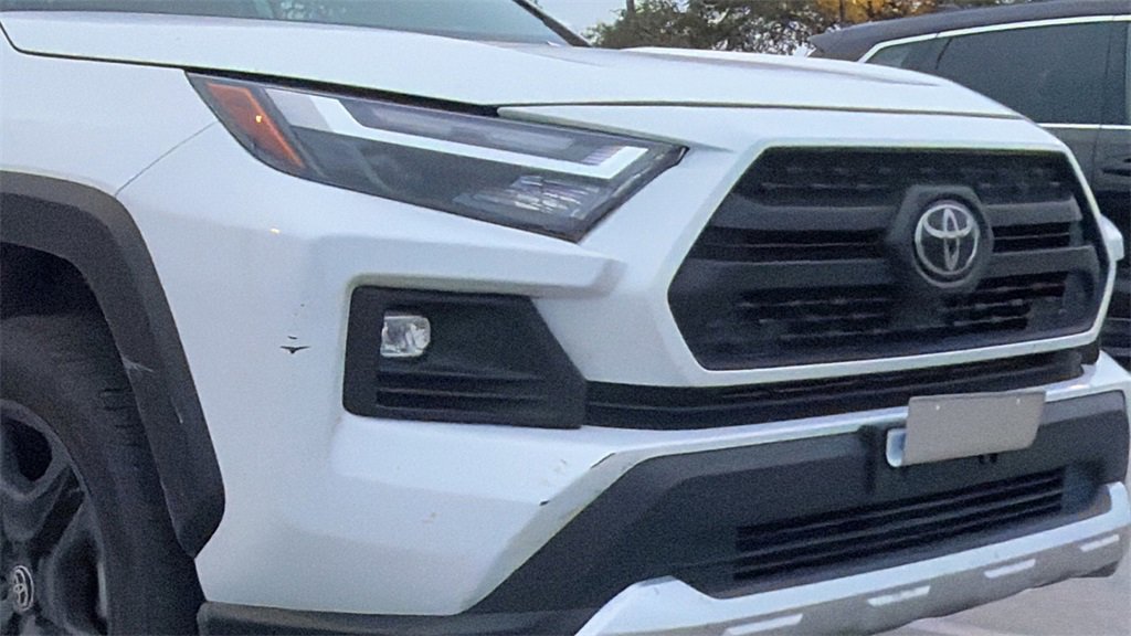 Used 2024 Toyota RAV4 Adventure image 13