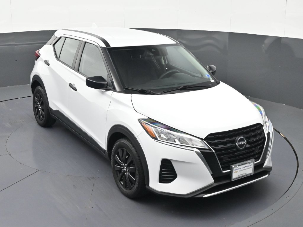 Used 2024 Nissan Kicks S FWD image 24