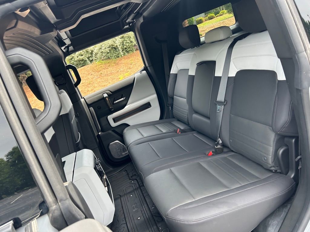 Used 2025 GMC Hummer EV 2X w/ LPO, Sport Package image 28
