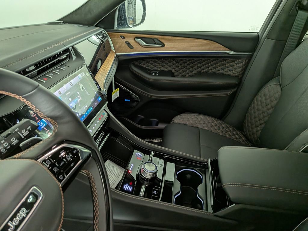 New 2026 Jeep Grand Cherokee Summit AWD/4WD image 27