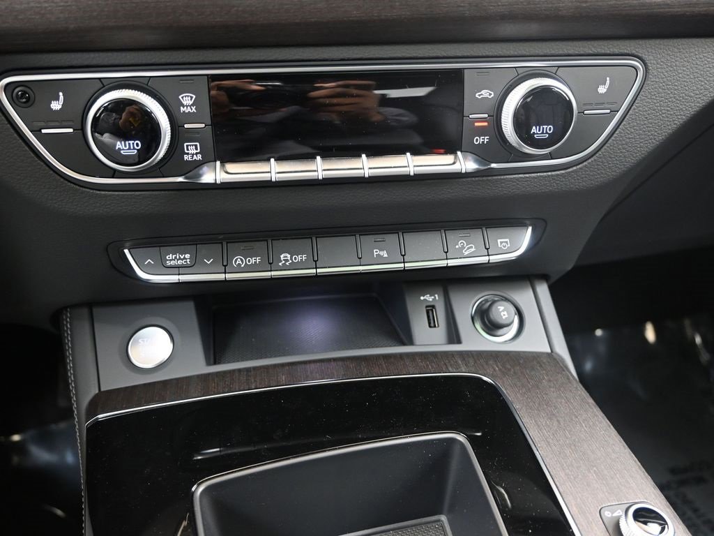 Certified 2025 Audi Q5 2.0T Premium Plus w/ Premium Plus Package image 33