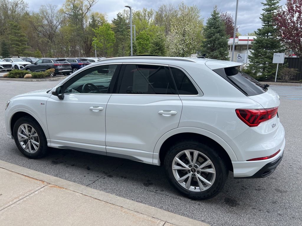Used 2023 Audi Q3 2.0T Premium AWD/4WD image 34