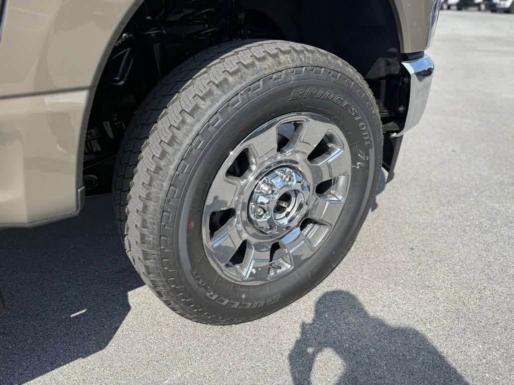 New 2026 Ford F350 Lariat w/ Lariat Premium Package image 9