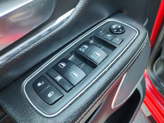 Used 2019 RAM 1500 Laramie image 13