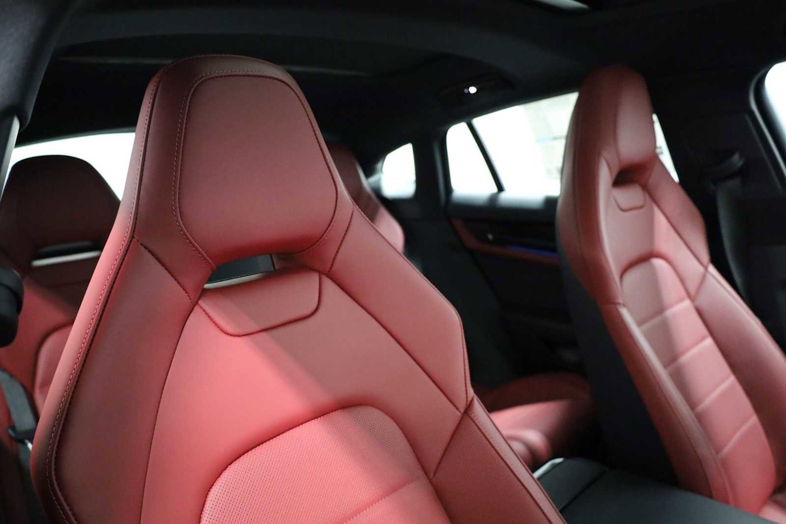 New 2026 Porsche Panamera 4 image 21