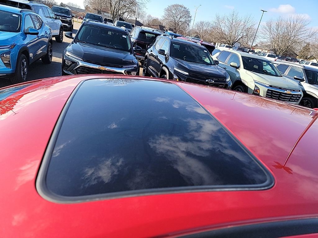 Used 2009 Pontiac Vibe GT image 10