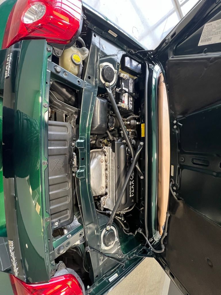 Used 2003 Toyota MR2 RWD image 21