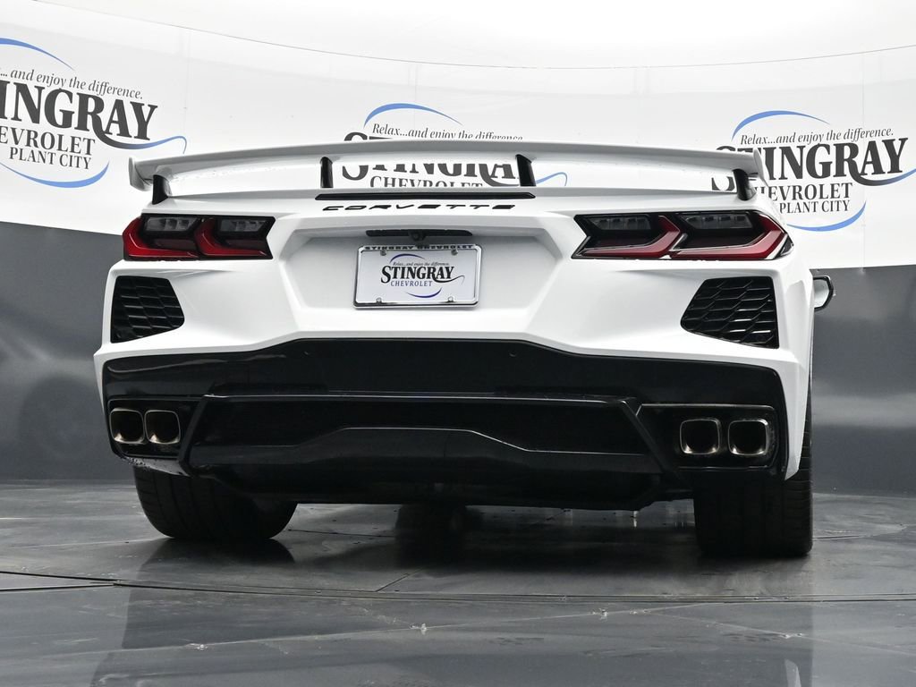 Used 2025 Chevrolet Corvette Stingray Premium Cpe w/ Z51 Performance Package RWD image 31