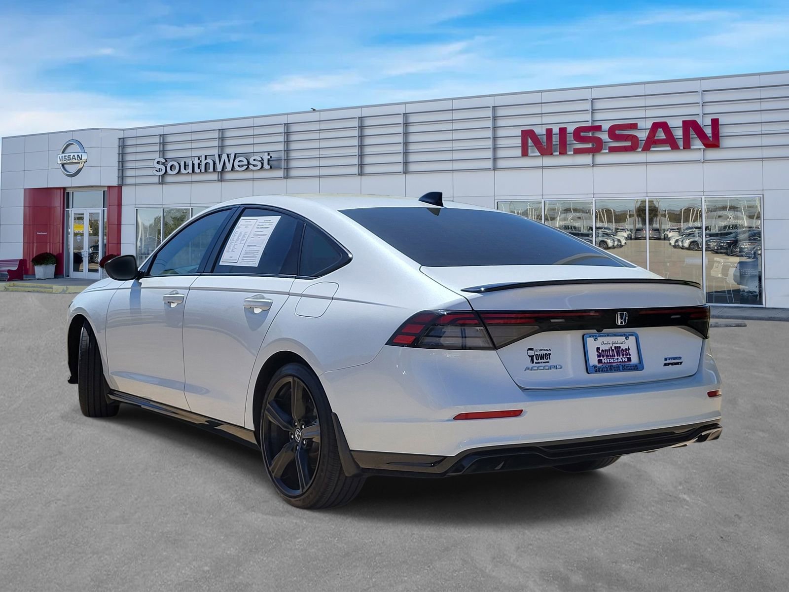 Used 2025 Honda Accord Sport image 8