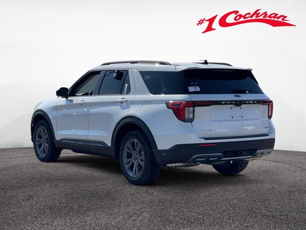 New 2026 Ford Explorer Active w/ Active Comfort Package AWD/4WD image 4