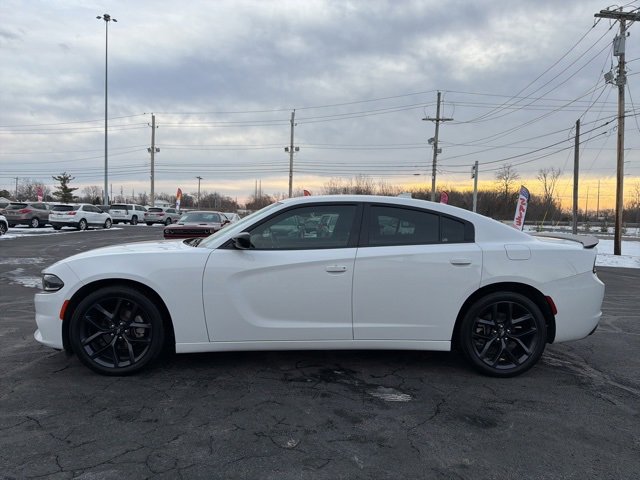 Used 2023 Dodge Charger SXT w/ Blacktop Package image 4