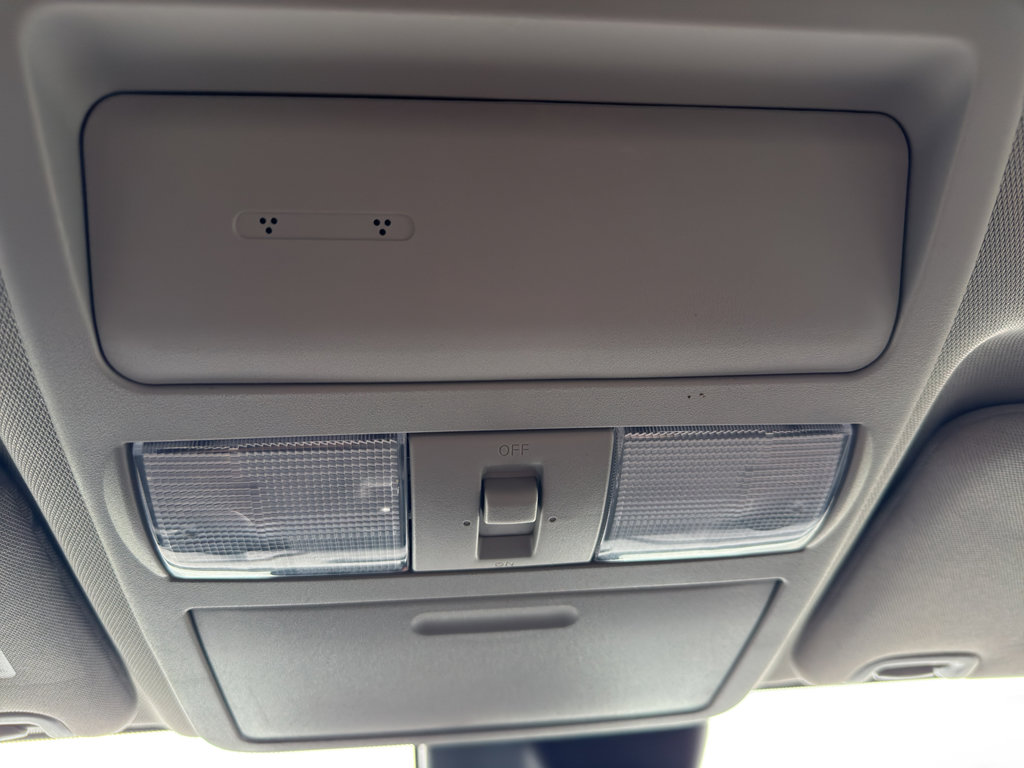 Certified 2022 Nissan Frontier SV image 23