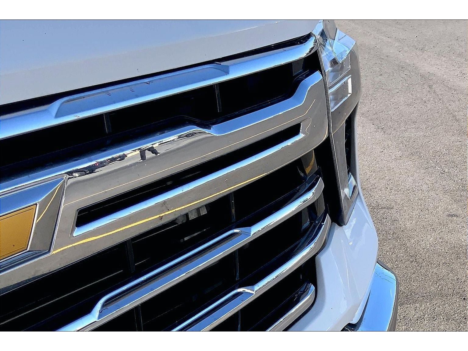 Used 2024 Chevrolet Silverado 3500 LTZ AWD/4WD image 31