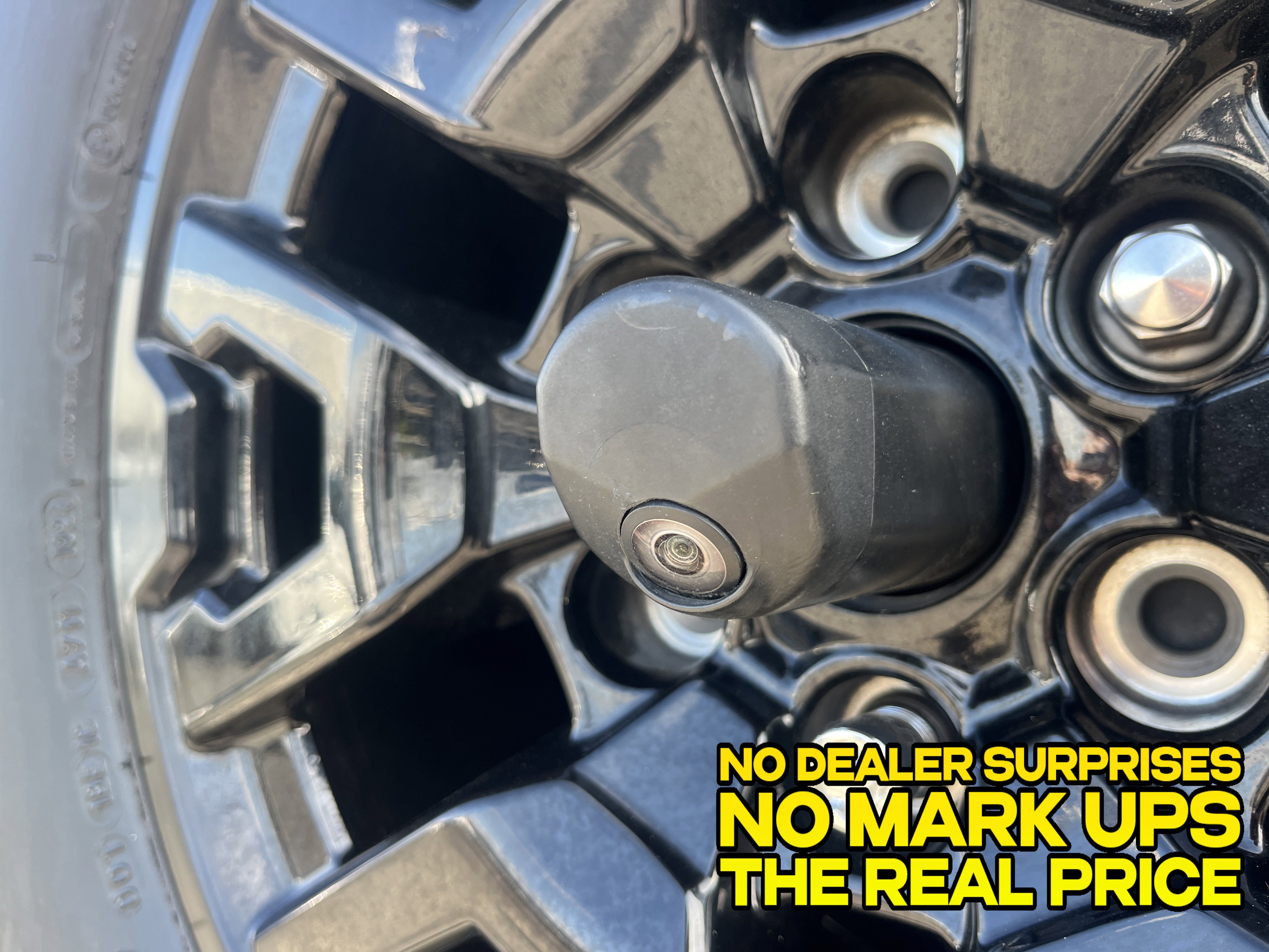 Used 2024 Ford Bronco Raptor image 4