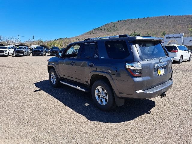 Used 2023 Toyota 4Runner SR5 Premium w/ Moonroof Package AWD/4WD image 6