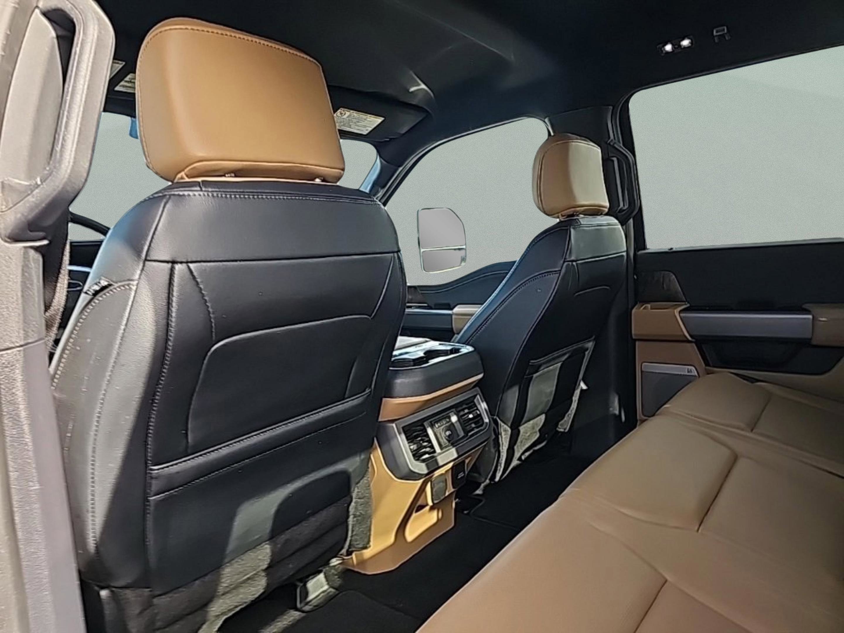 Used 2024 Ford F450 Lariat w/ Chrome Package image 33