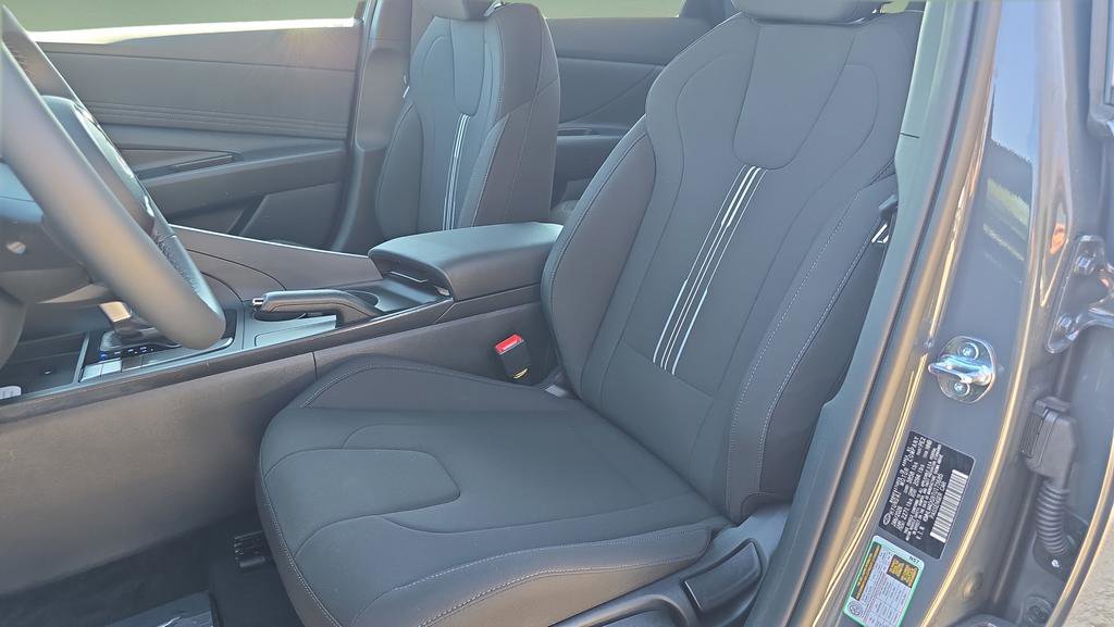 New 2026 Hyundai Elantra Sport FWD image 14