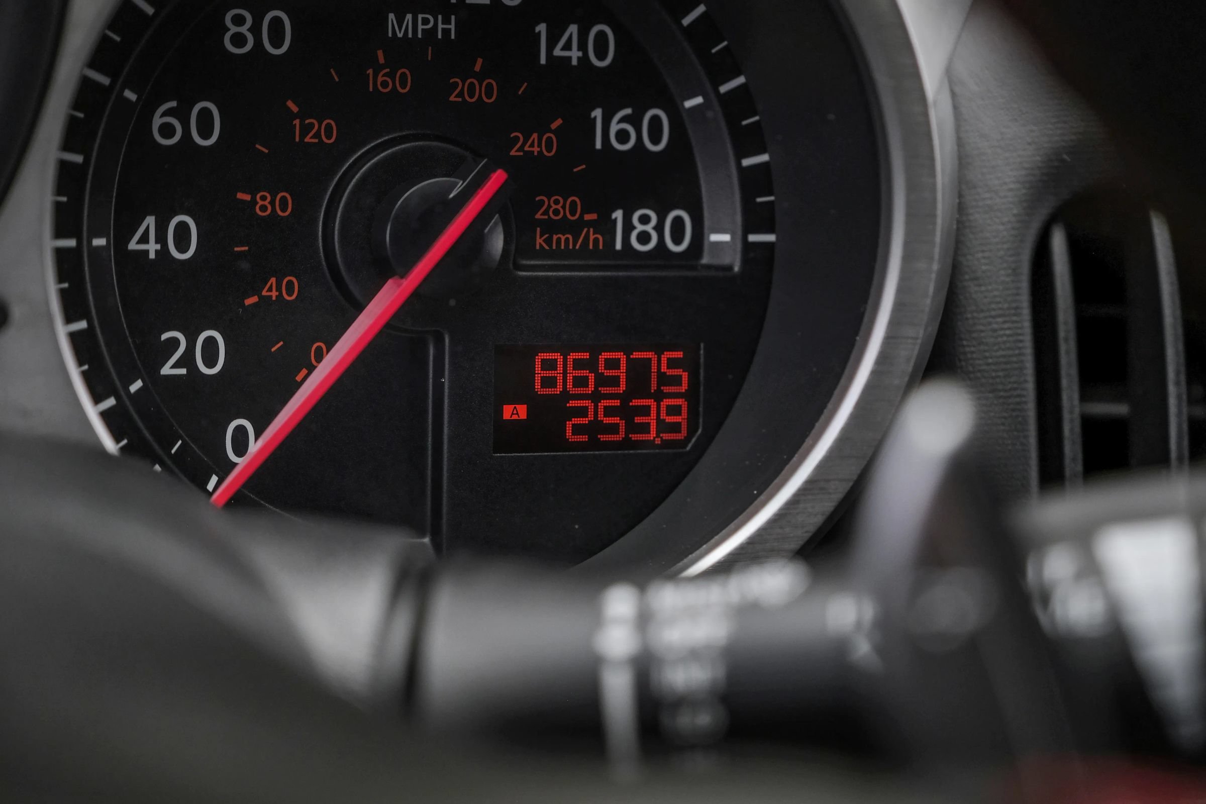 Used 2014 Nissan 370Z Coupe RWD image 17